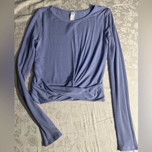 ALO Yoga Long Sleeve Top